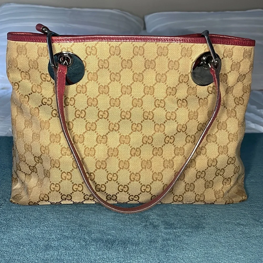 Tan Gucci GG Canvas Eclipse Shoulder Bag - Picture 5 of 17
